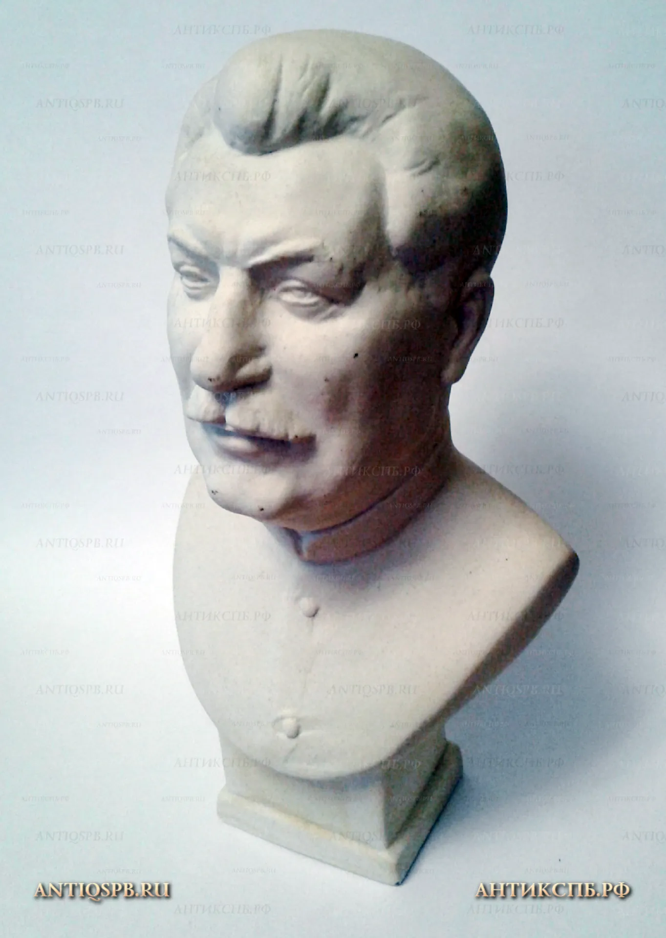 Бюст фарфоровый "Сталин". СССР. Перв. пол. ХХ века. №21900